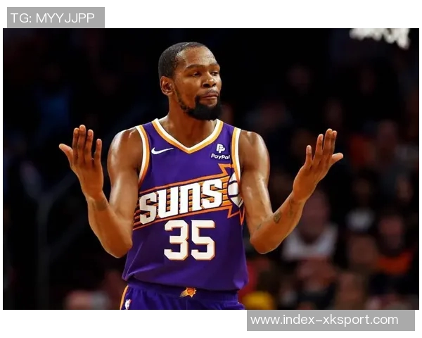 杜兰特盛赞阿门的超快二次起跳与独特风格如同发射台般令人惊叹 杜兰特盛赞阿门的超快二次起跳与独特风格如同发射台般令人惊叹