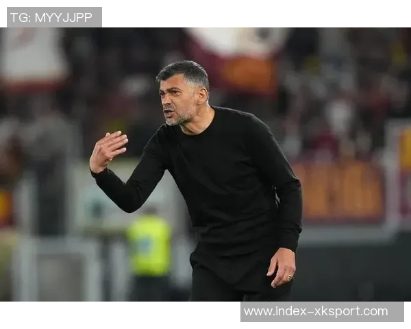 前米兰主帅孔塞桑正式加盟吉达联合执教本泽马团队