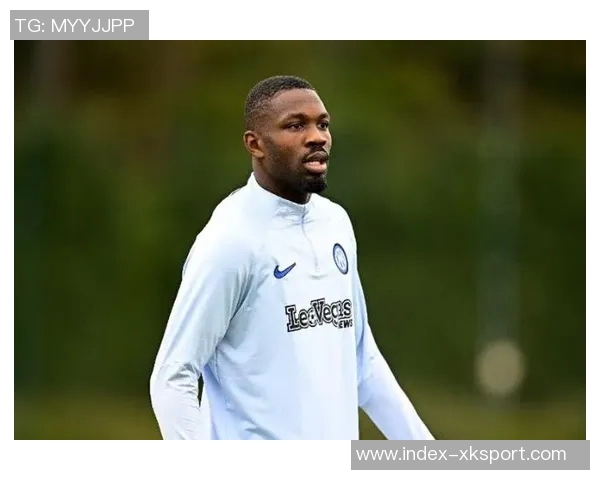 国米官方宣布小图拉姆左腿筋拉伤下周将进行情况评估 国米官方宣布小图拉姆左腿筋拉伤下周将进行情况评估