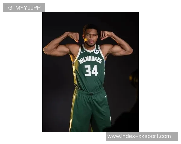 字母哥盛赞罗林斯自信心提升未来必将成为球队的重要一员 字母哥盛赞罗林斯自信心提升未来必将成为球队的重要一员