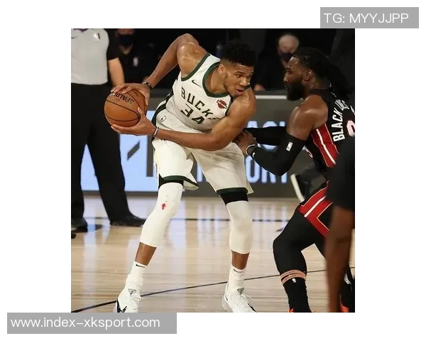 老里谈更衣室情绪管理字母哥将承担起安抚责任 老里谈更衣室情绪管理字母哥将承担起安抚责任