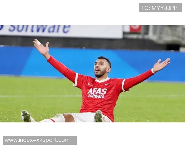 乌拉圭联赛门将禁区内起脚破门引发普斯卡什奖热议