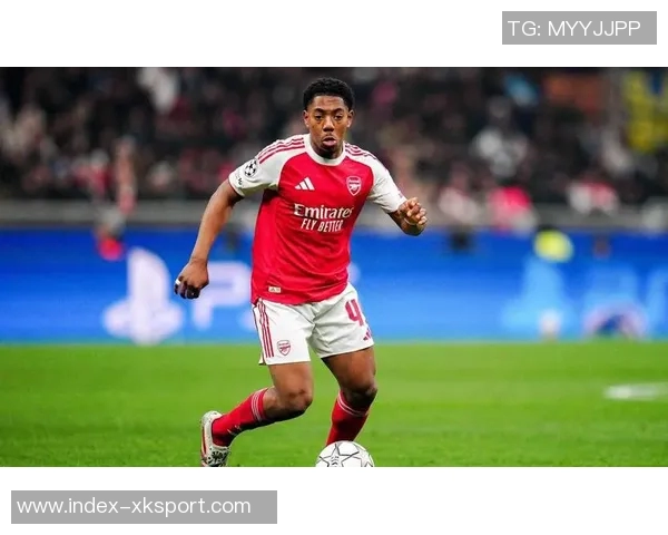 曼联与阿森纳争夺布莱克本小将泰洪引发关注